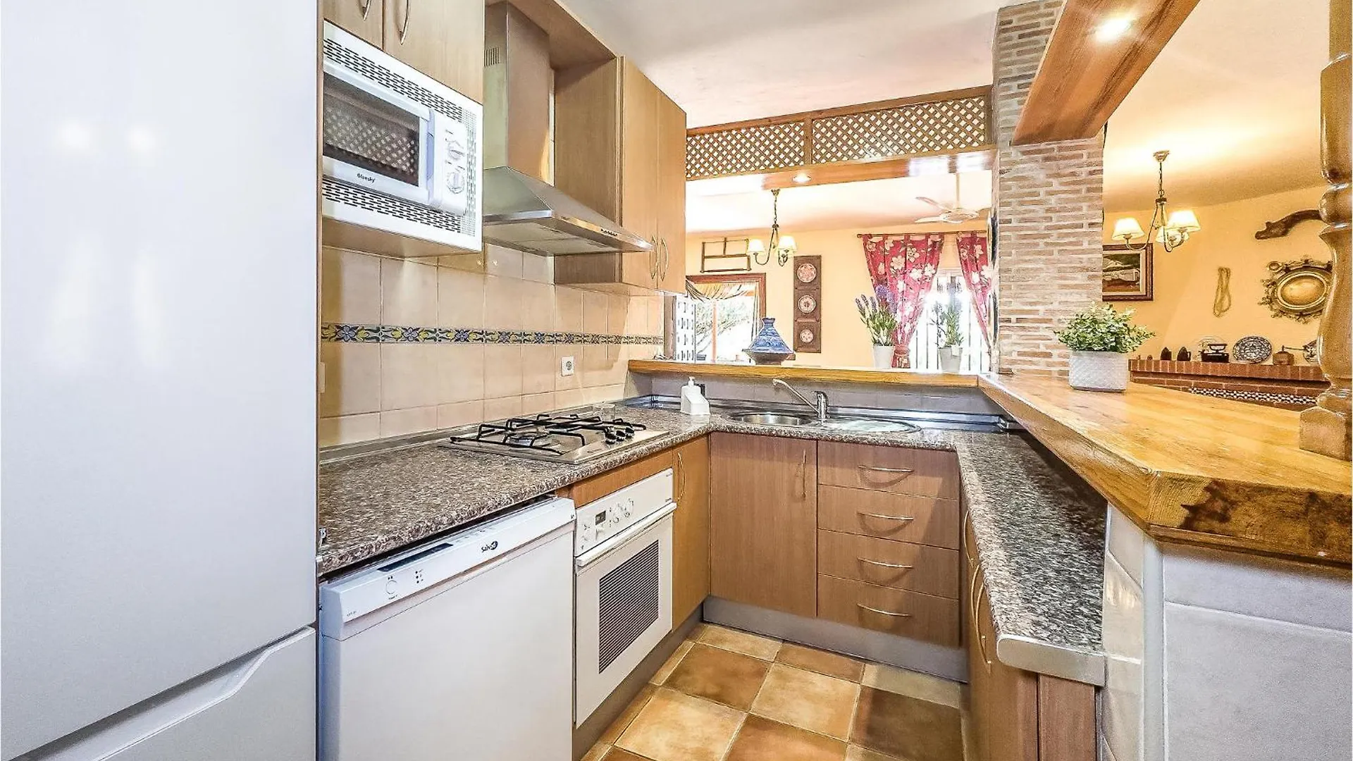 2 Bedroom Amazing Home In Mijas Spanien